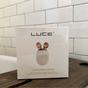LUCE Brand Dermal Definer - Facial Roller and Cleansing Brush - BRAND NEW!